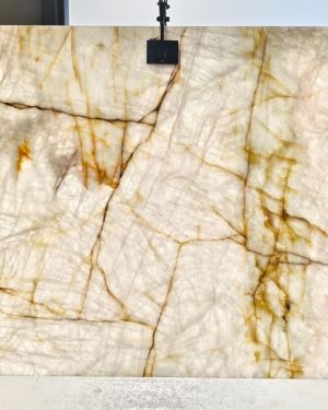 Onyx Cristallo